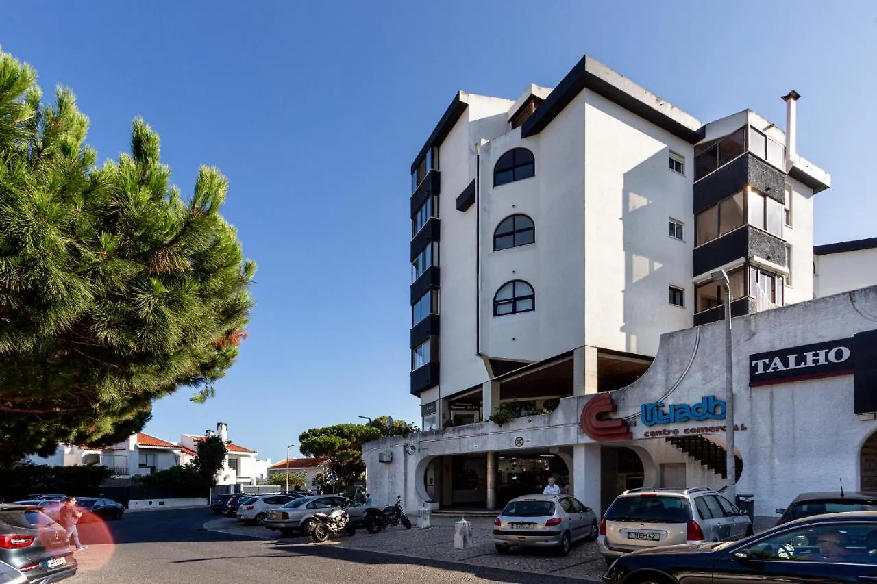 Joivy Bright Bohemian Flat In Cascais Lägenhet